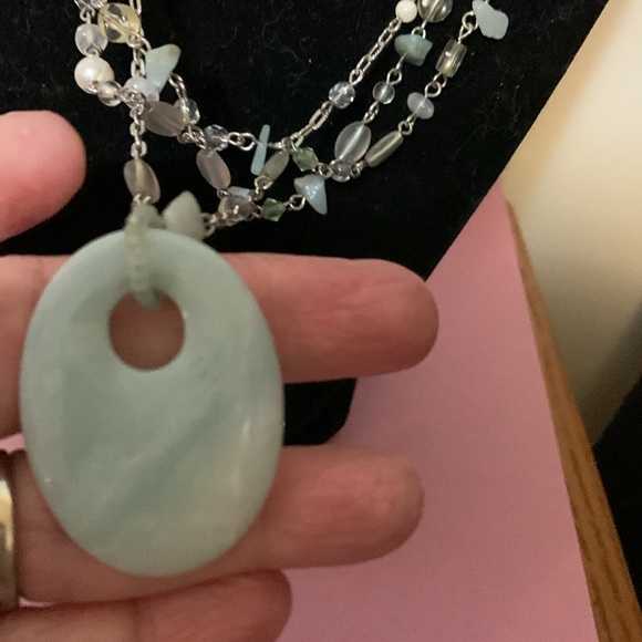Beautiful Lia Sophia necklace 17 1/2” - Picture 4 of 6